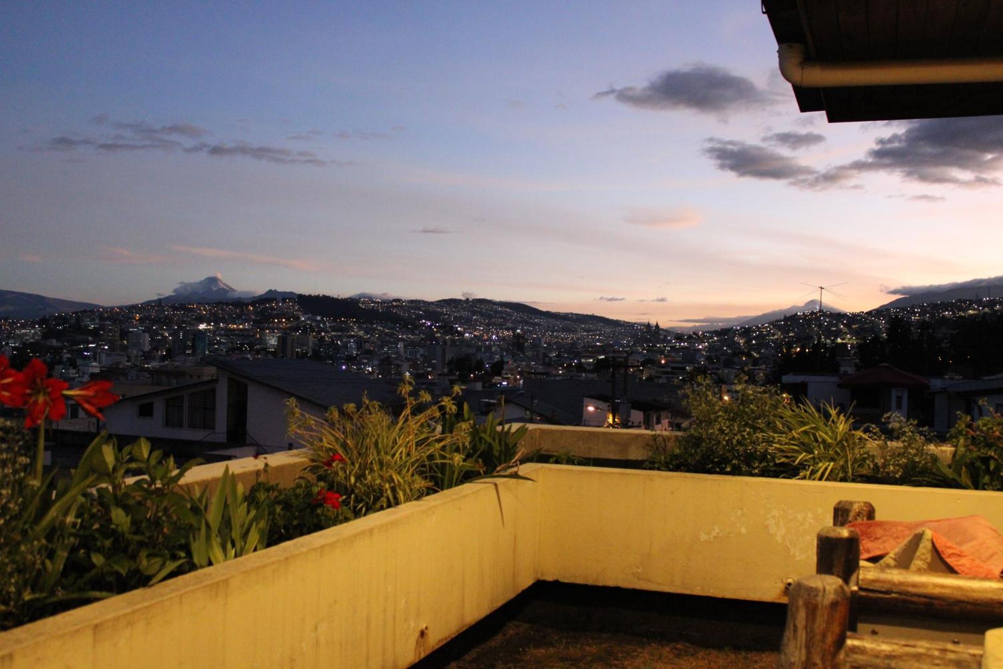 Ferienwohnung Casa De Tulia Quito Exterior foto